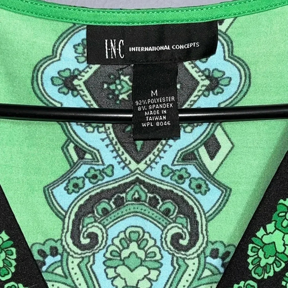 INC international concepts V-neck top size medium - Picture 4 of 5